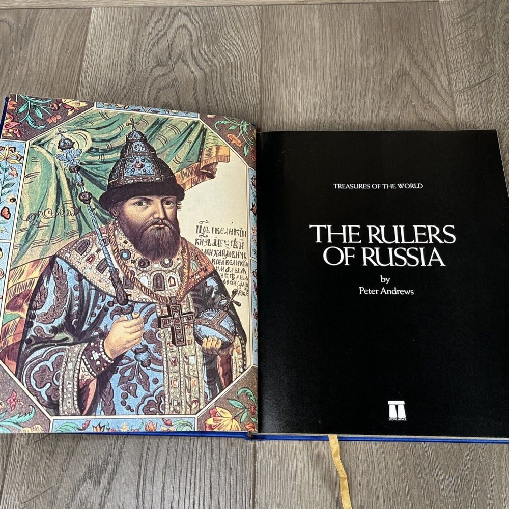 Rulers Of Russia -Treasures of the World Stonehenge Press 1983 with foldouts - Picture 10 of 14